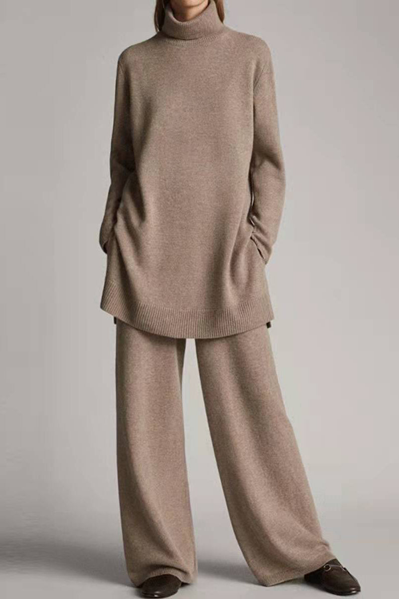 Classic Vintage Sweater with a Flattering Fit