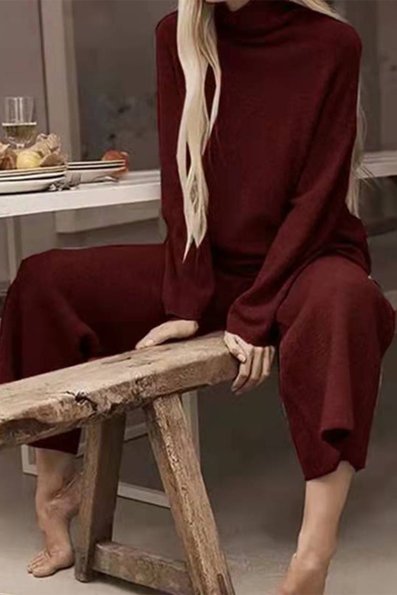 Effortlessly Elegant Sweater with a Timeless Design