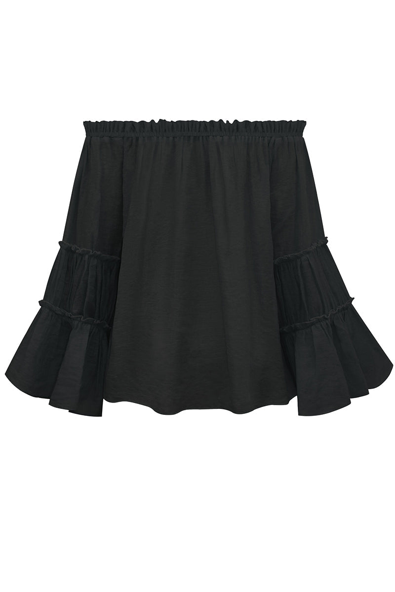 Effortlessly Elegant Top with a Timeless Design