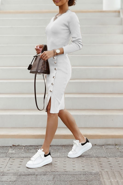 Classic Vintage Dress with a Flattering Fit
