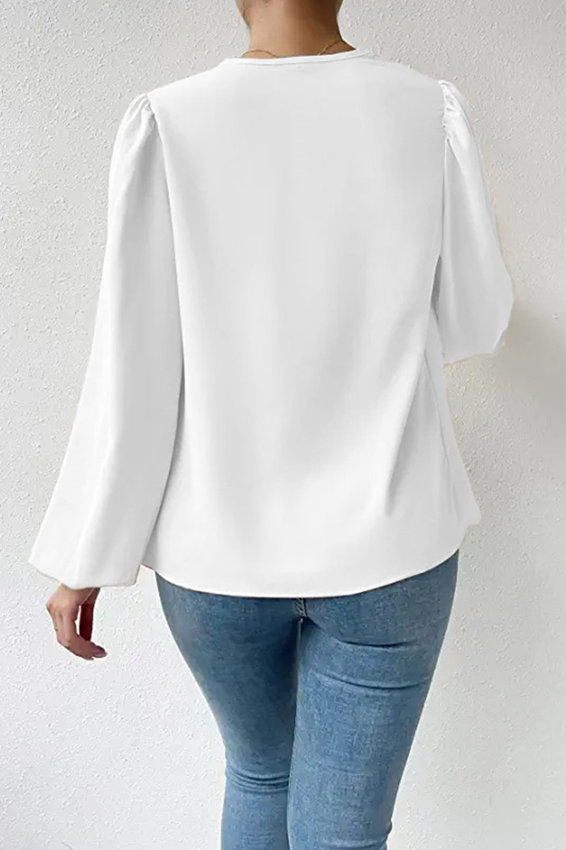 Polished Top with an Effortless Classic Look