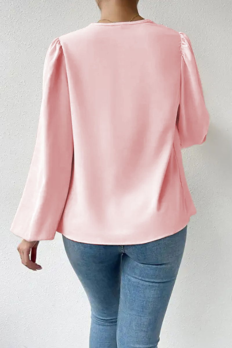 Polished Top with an Effortless Classic Look