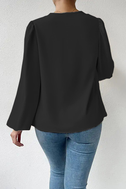 Polished Top with an Effortless Classic Look