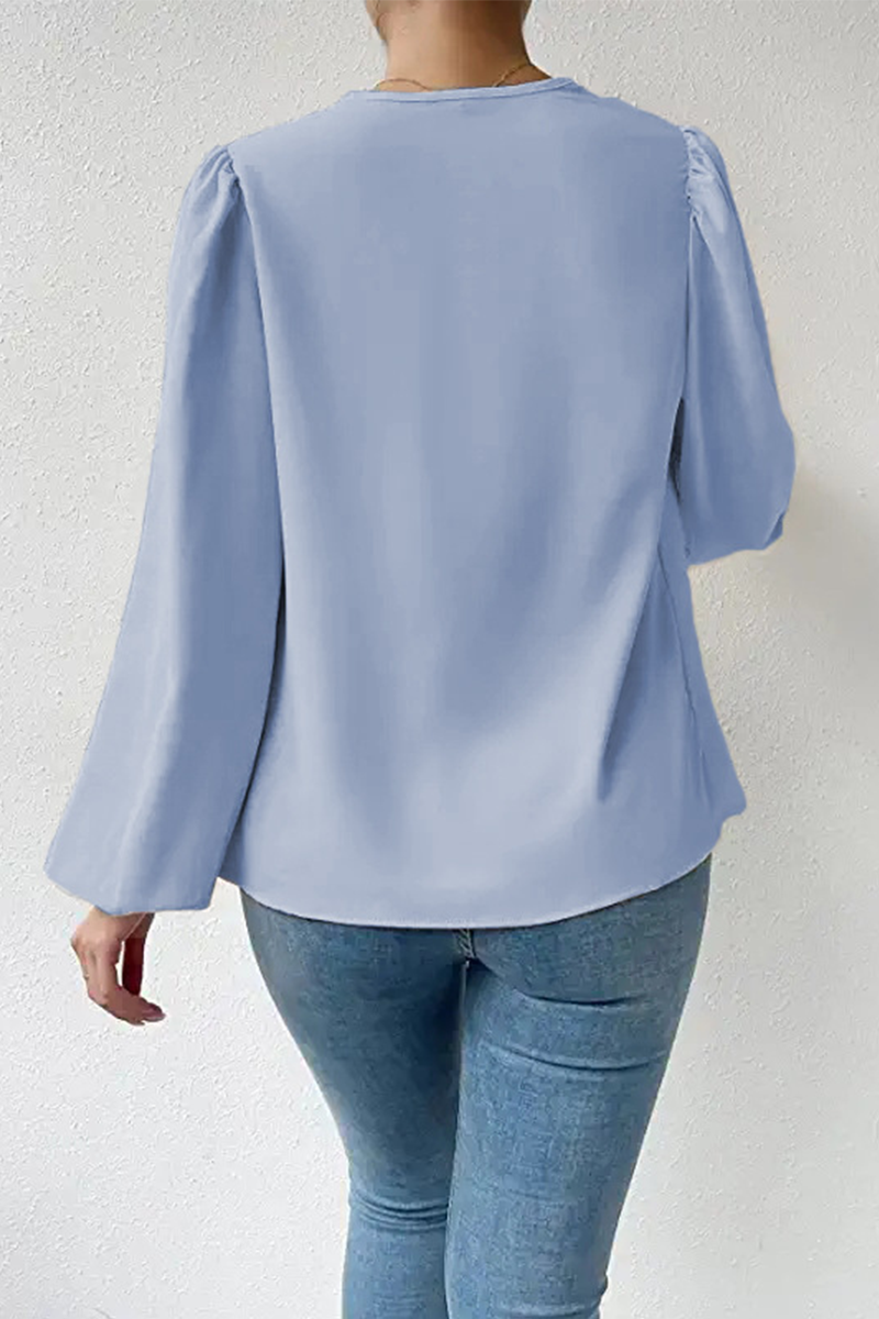 Polished Top with an Effortless Classic Look