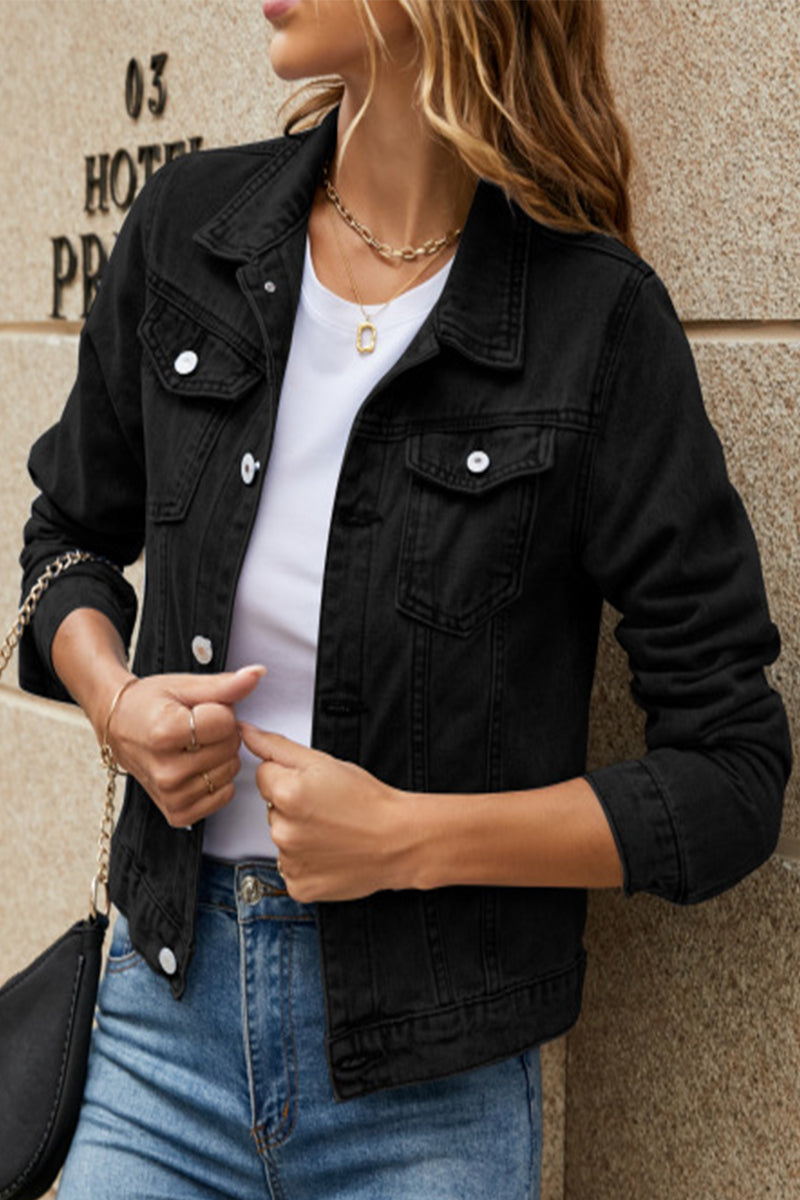 Elegantly Styled Jacket for Everyday Wear