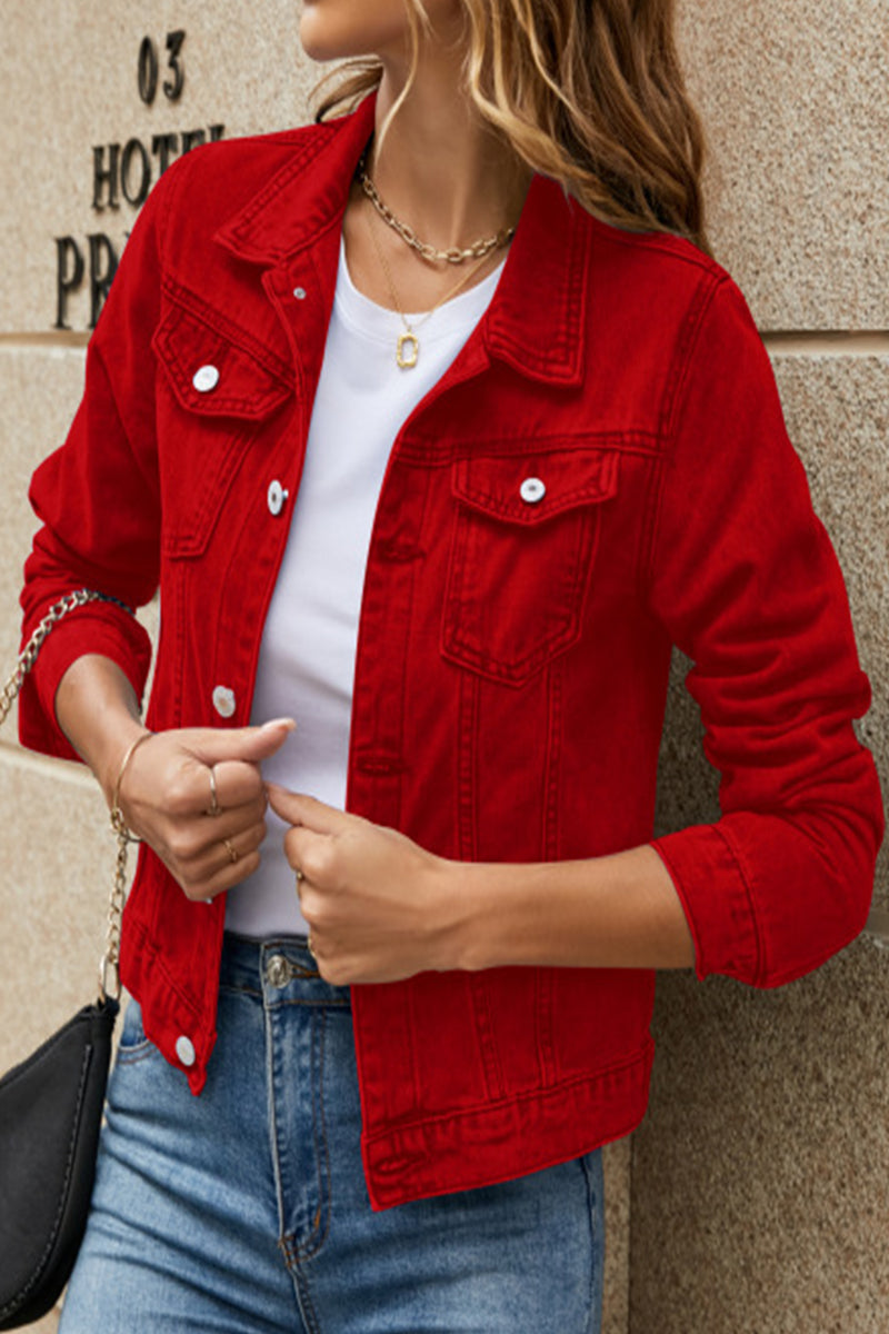 Elegantly Styled Jacket for Everyday Wear