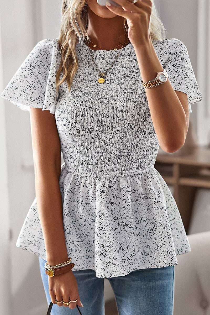 Classic Vintage Blouse with a Flattering Fit
