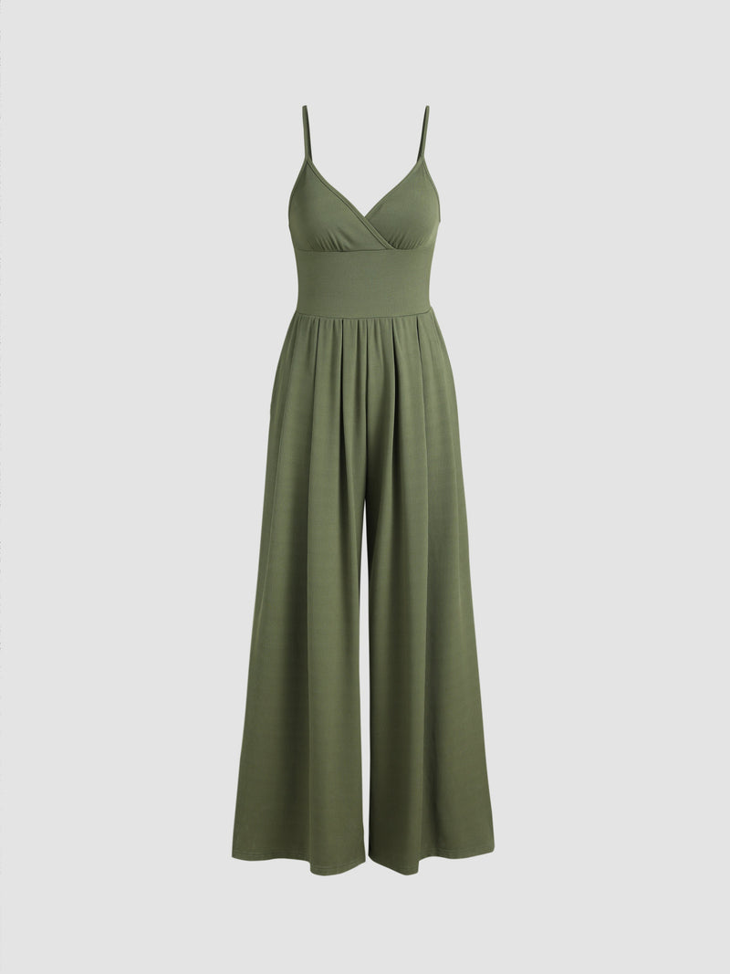 Effortlessly Elegant Garment with a Timeless Design