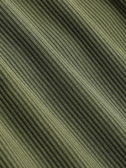 Effortlessly Elegant Garment with a Timeless Design