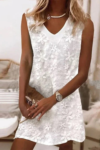 Sophisticated Dress with a Clean Classic Look