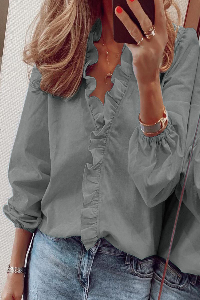 Beautifully Finished Blouse in a Timeless Design