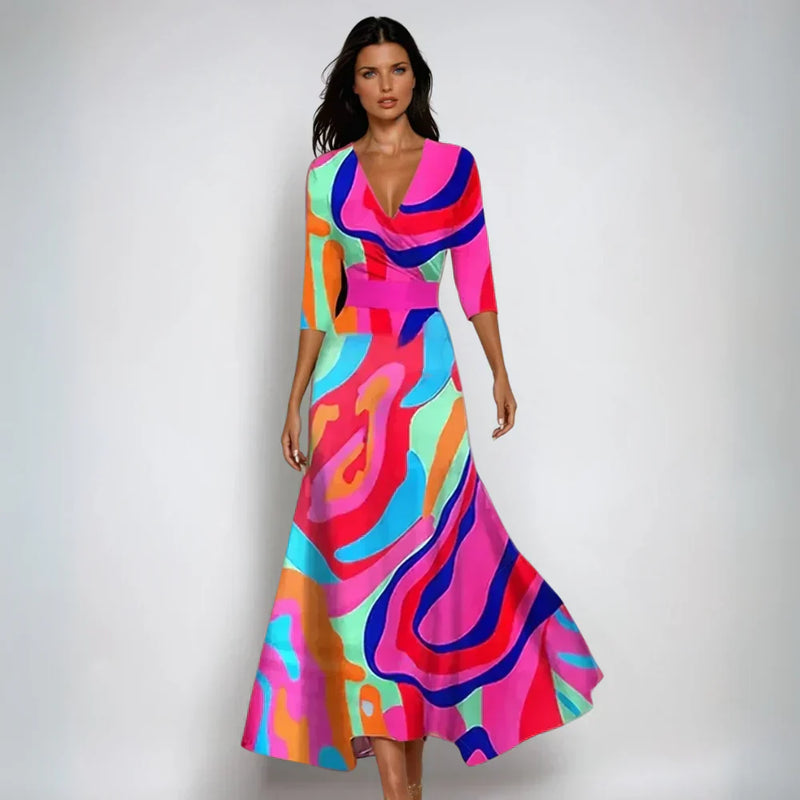 Classic Vintage Dress with a Flattering Fit