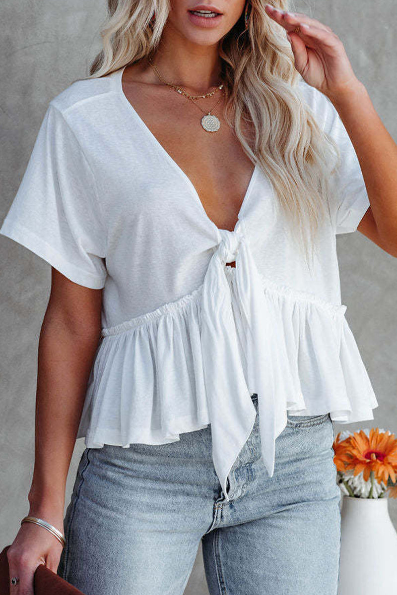 Well Tailored Blouse with a Graceful Silhouette