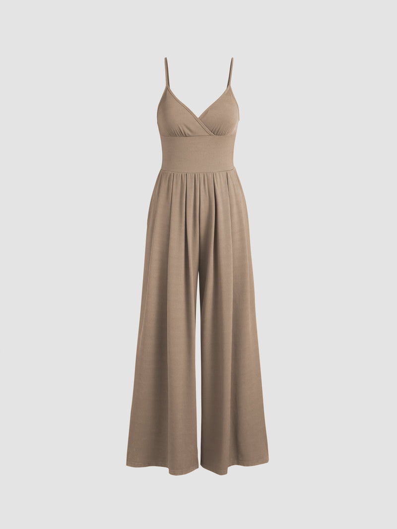 Effortlessly Elegant Garment with a Timeless Design