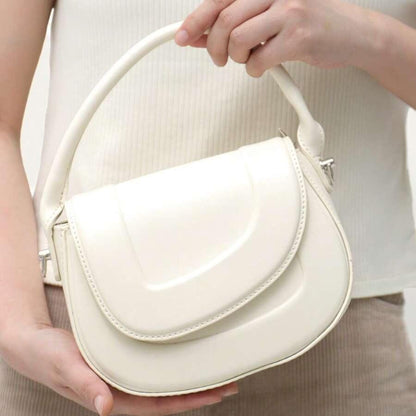 Beautifully Balanced Bag with Timeless Character