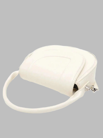 Beautifully Balanced Bag with Timeless Character