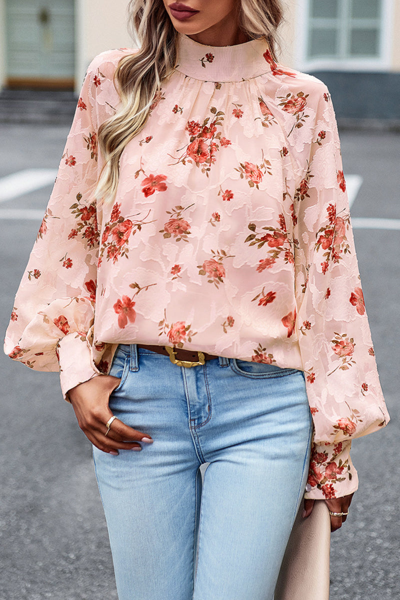 Beautifully Crafted Blouse in a Classic Style