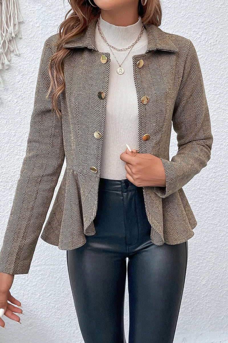 Effortlessly Elegant Garment with a Timeless Design
