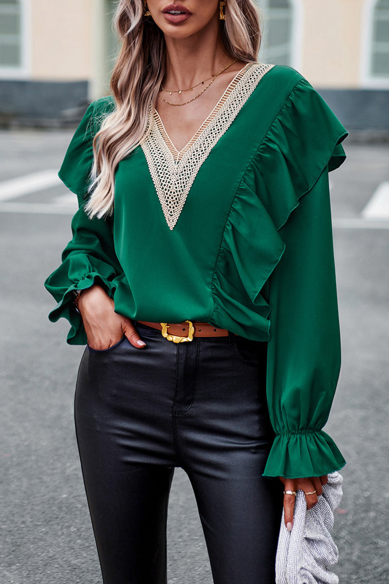 Effortlessly Elegant Blouse with a Timeless Design