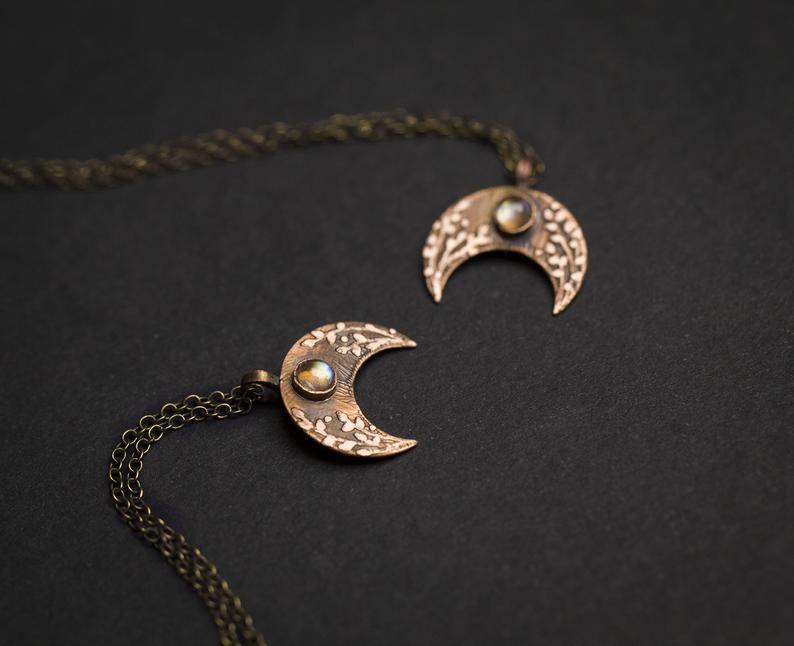 Herkkä käsityö Koru