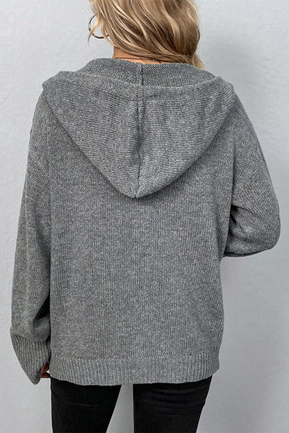 Well Tailored Top with a Graceful Silhouette
