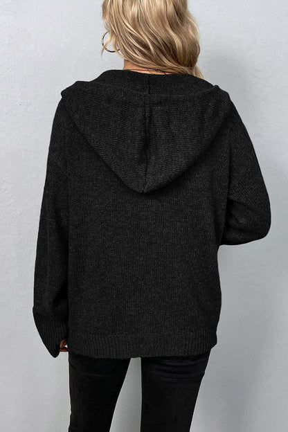 Well Tailored Top with a Graceful Silhouette