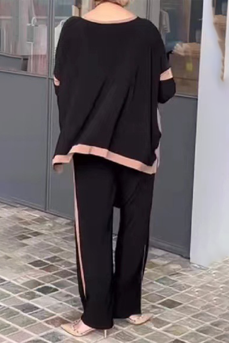 Effortlessly Elegant Garment with a Timeless Design