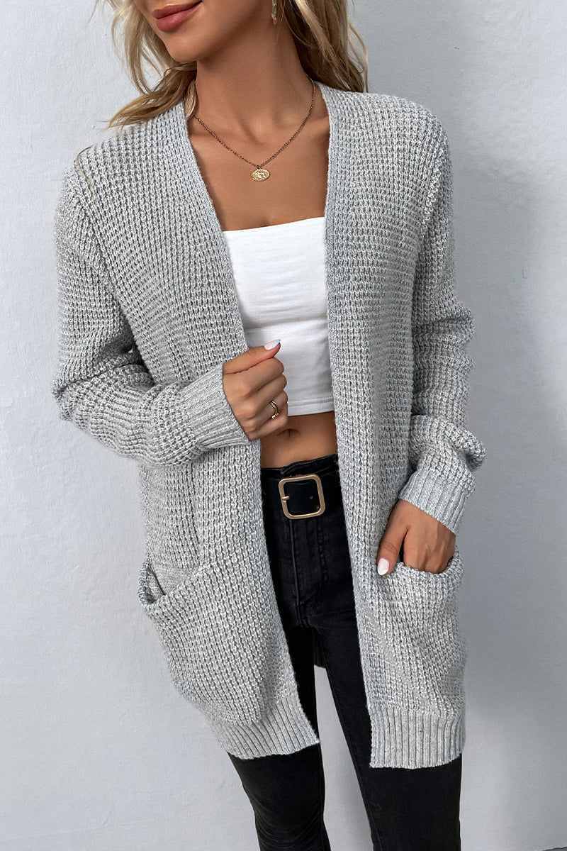 Effortlessly Elegant Garment with a Timeless Design