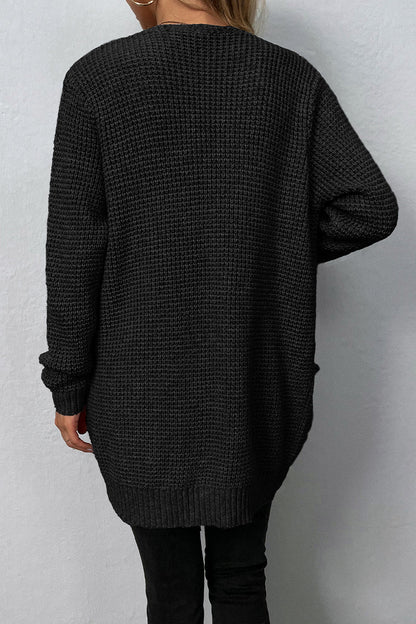 Effortlessly Elegant Garment with a Timeless Design