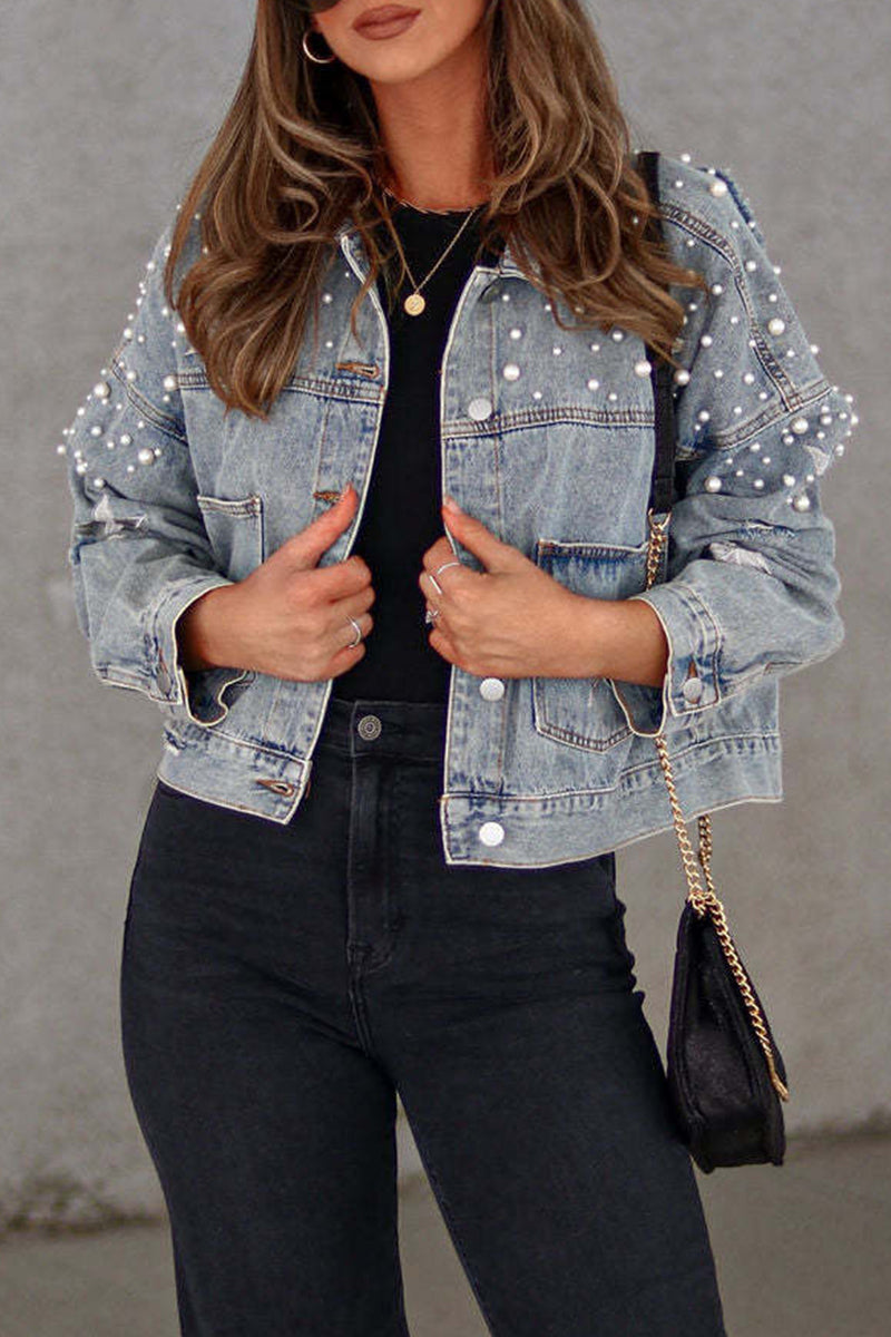 Classic Vintage Jacket with a Flattering Fit