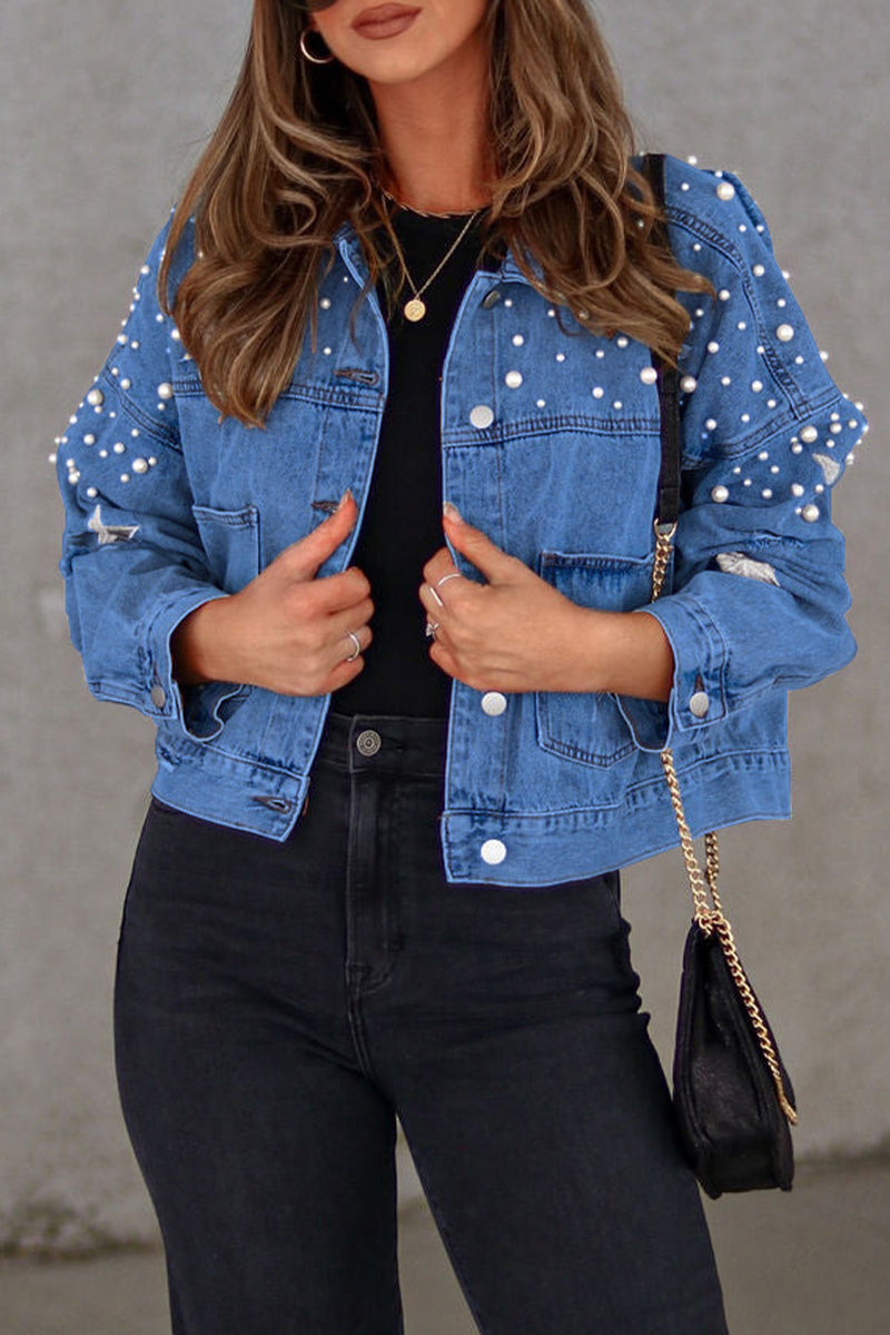 Classic Vintage Jacket with a Flattering Fit