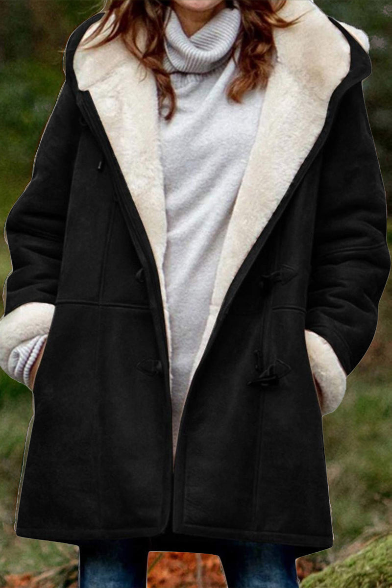 Sophisticated Garment with a Clean Classic Look