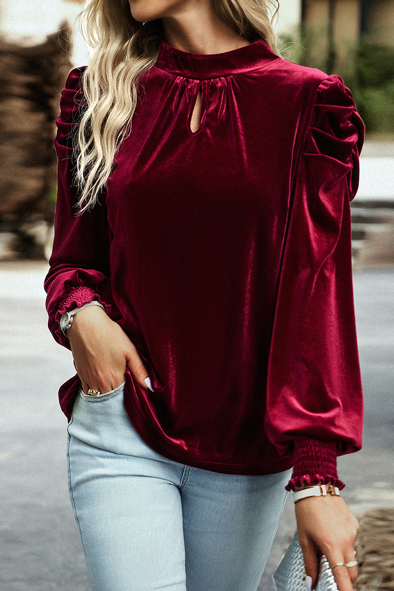 Beautifully Finished Blouse in a Timeless Design