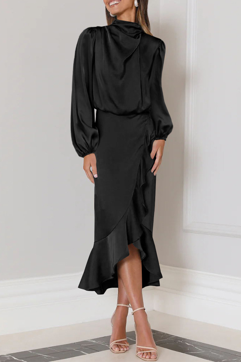 Classic Vintage Dress with a Flattering Fit
