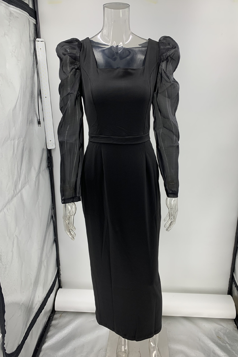 Classic Vintage Dress with a Flattering Fit