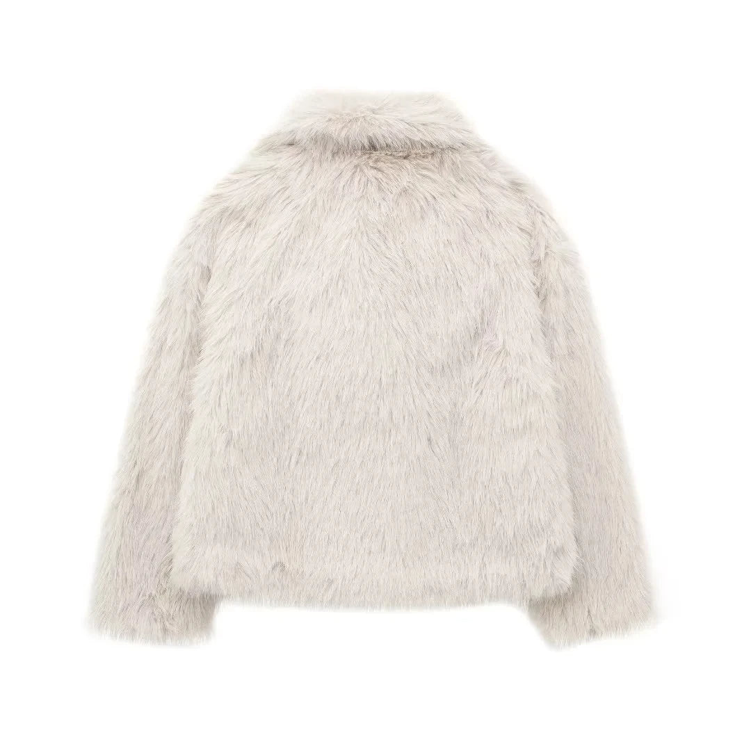 Polished Coat with an Effortless Classic Look