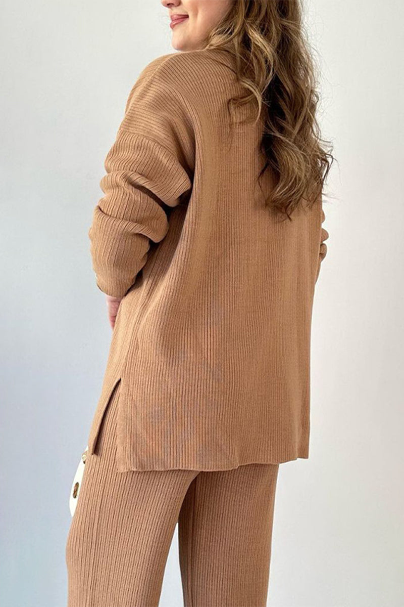 Effortlessly Elegant Garment with a Timeless Design