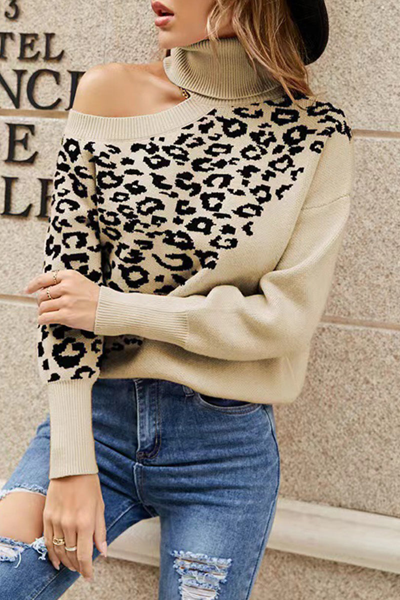 Polished Sweater with an Effortless Classic Look