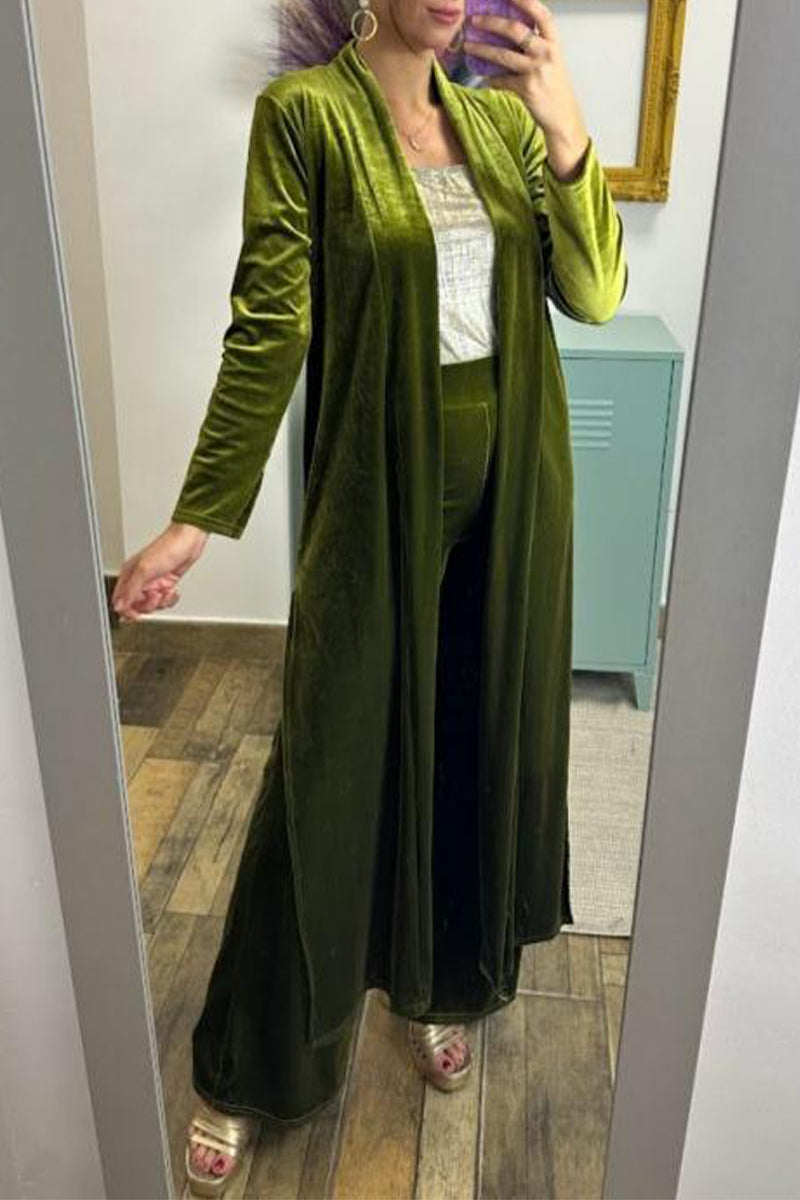 Well Tailored Cardigan with a Graceful Silhouette