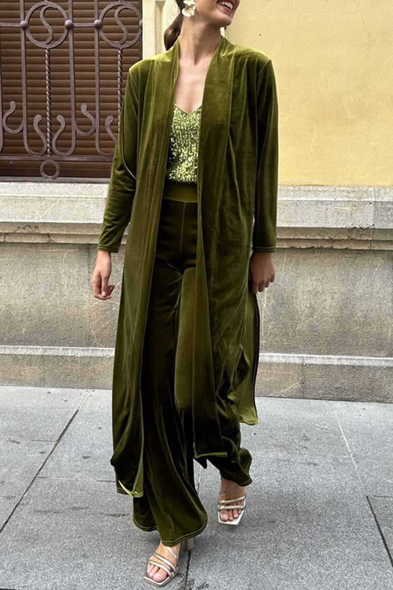 Well Tailored Cardigan with a Graceful Silhouette