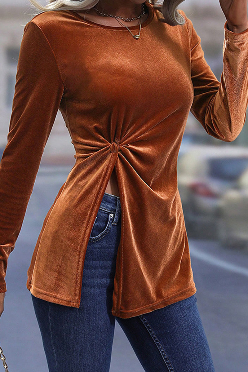Effortlessly Elegant Top with a Timeless Design