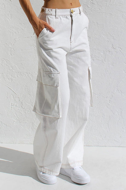 Classic Vintage Trousers with a Flattering Fit