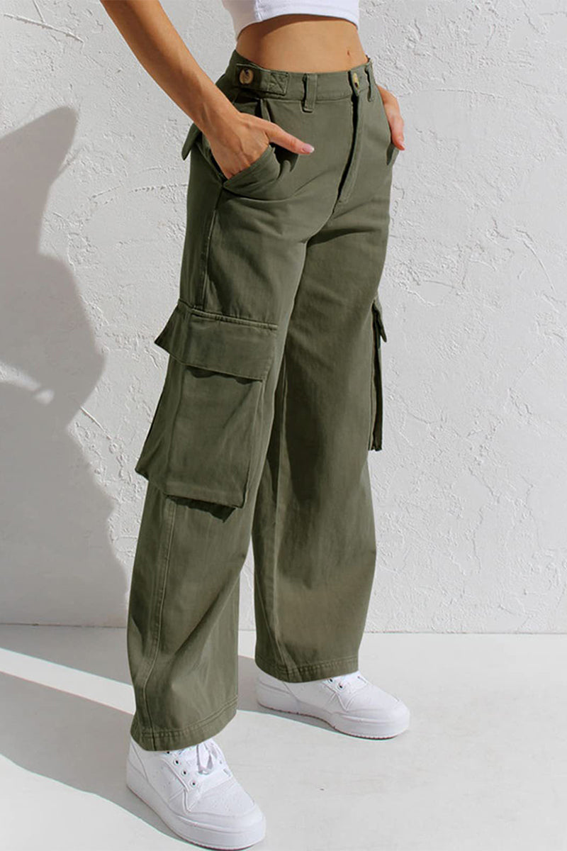 Classic Vintage Trousers with a Flattering Fit