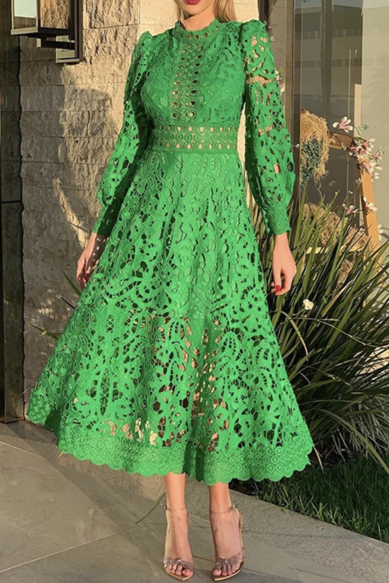 Beautifully Crafted Dress in a Classic Style