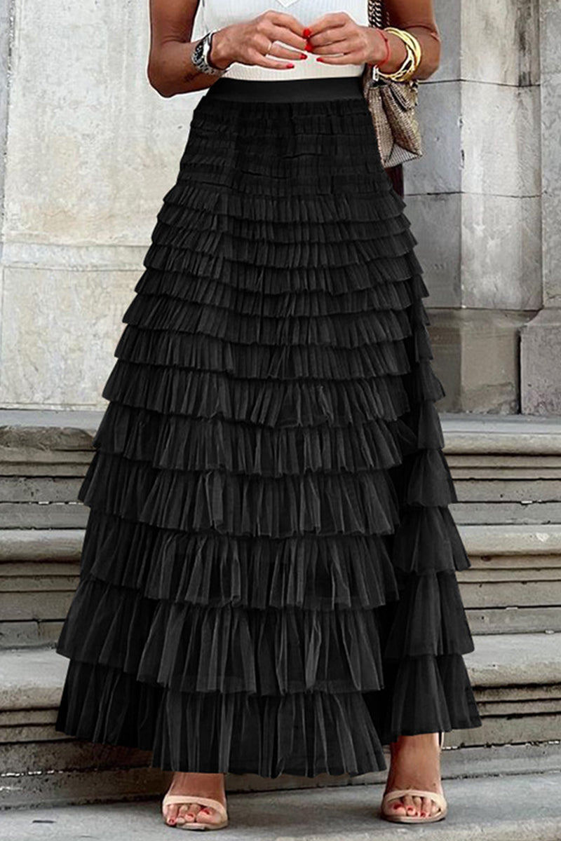 Well Tailored Pants with a Graceful Silhouette