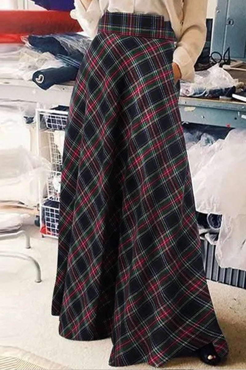 Well Tailored Trousers with a Graceful Silhouette