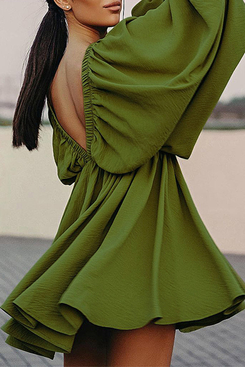 A Vintage Style Dress with Delicate Timeless Details