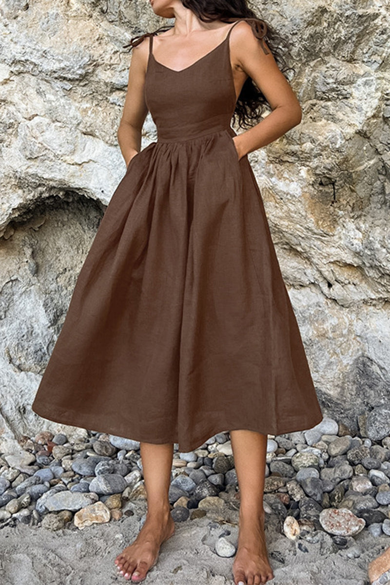 Well Tailored Dress with a Graceful Silhouette