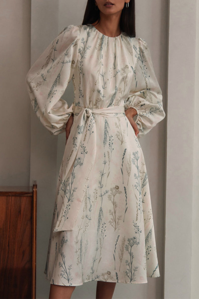 Sophisticated Dress with a Clean Classic Look