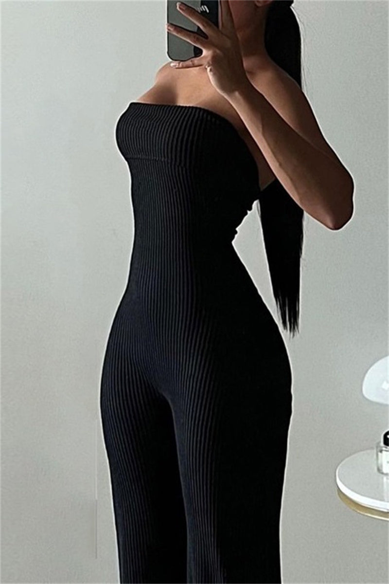 Sophisticated Garment with a Clean Classic Look